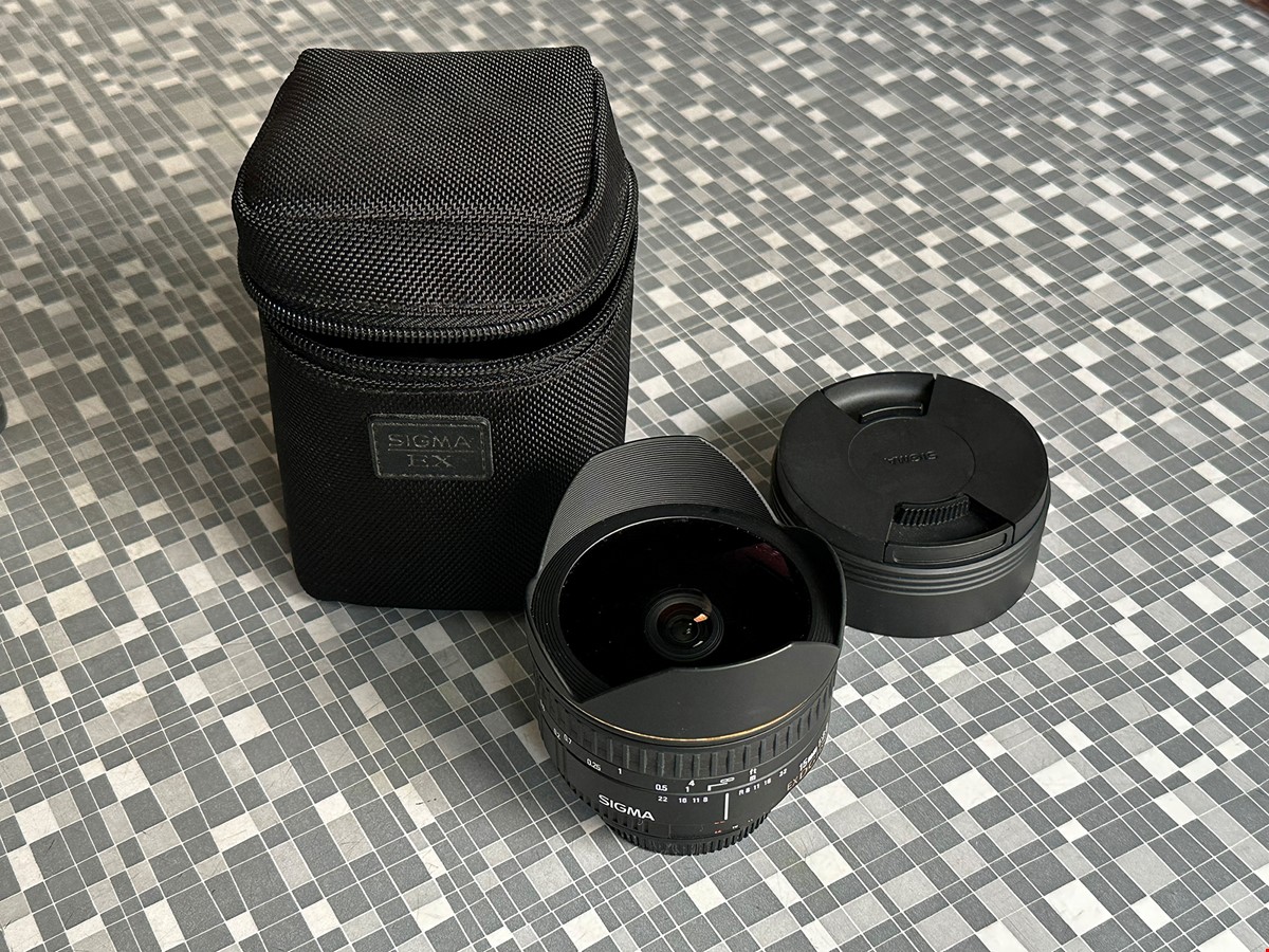 Sigma AF 15/2,8 EX DG Fisheye till Nikon