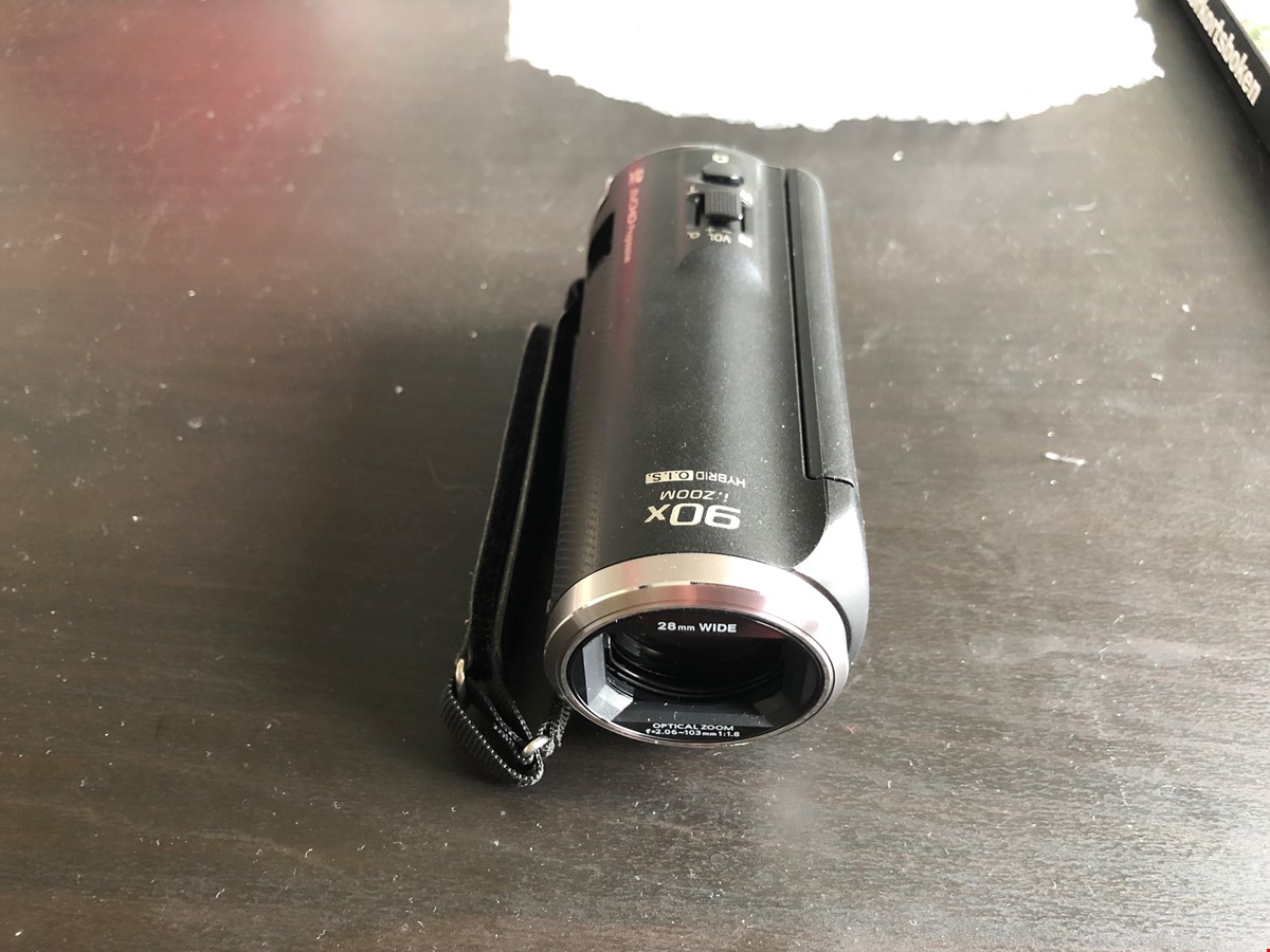 Videokamera Panasonic, modell HC-V180 Full HD